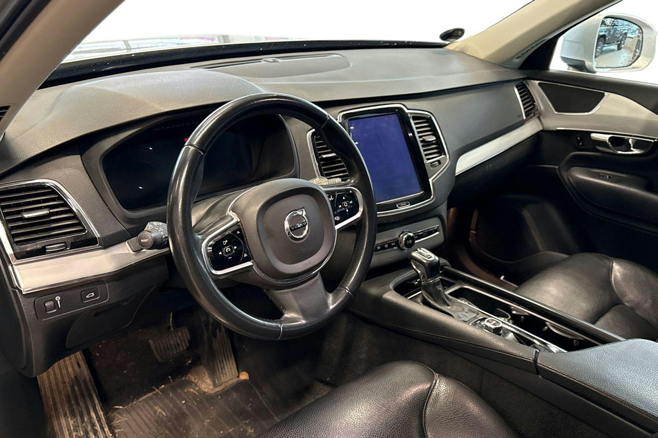 Hopea Volvo XC90 2015 kuva 3.