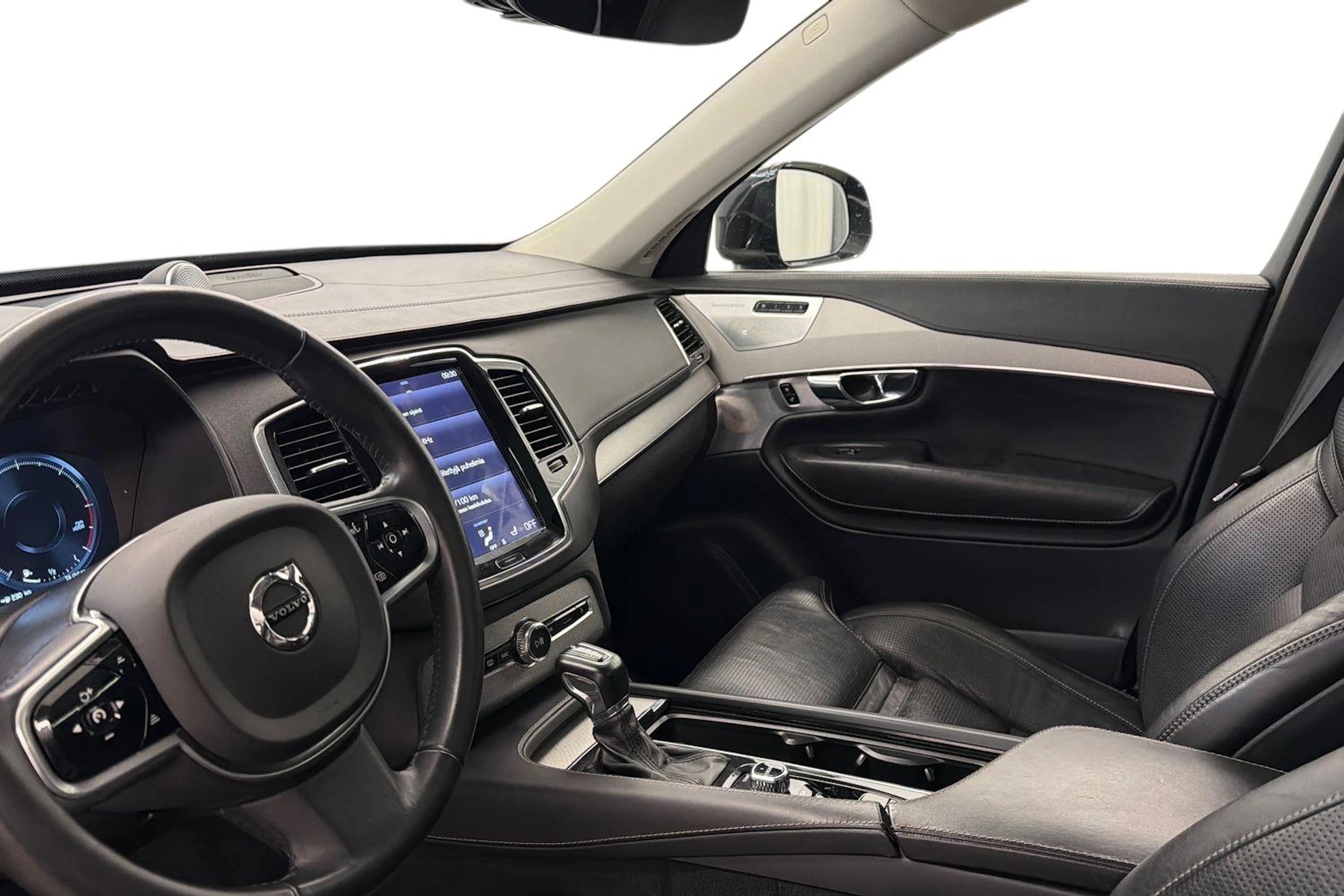 musta Volvo XC90 2015 kuva 6.