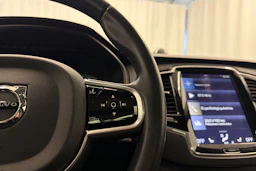 musta Volvo XC90 2015 kuva 17.