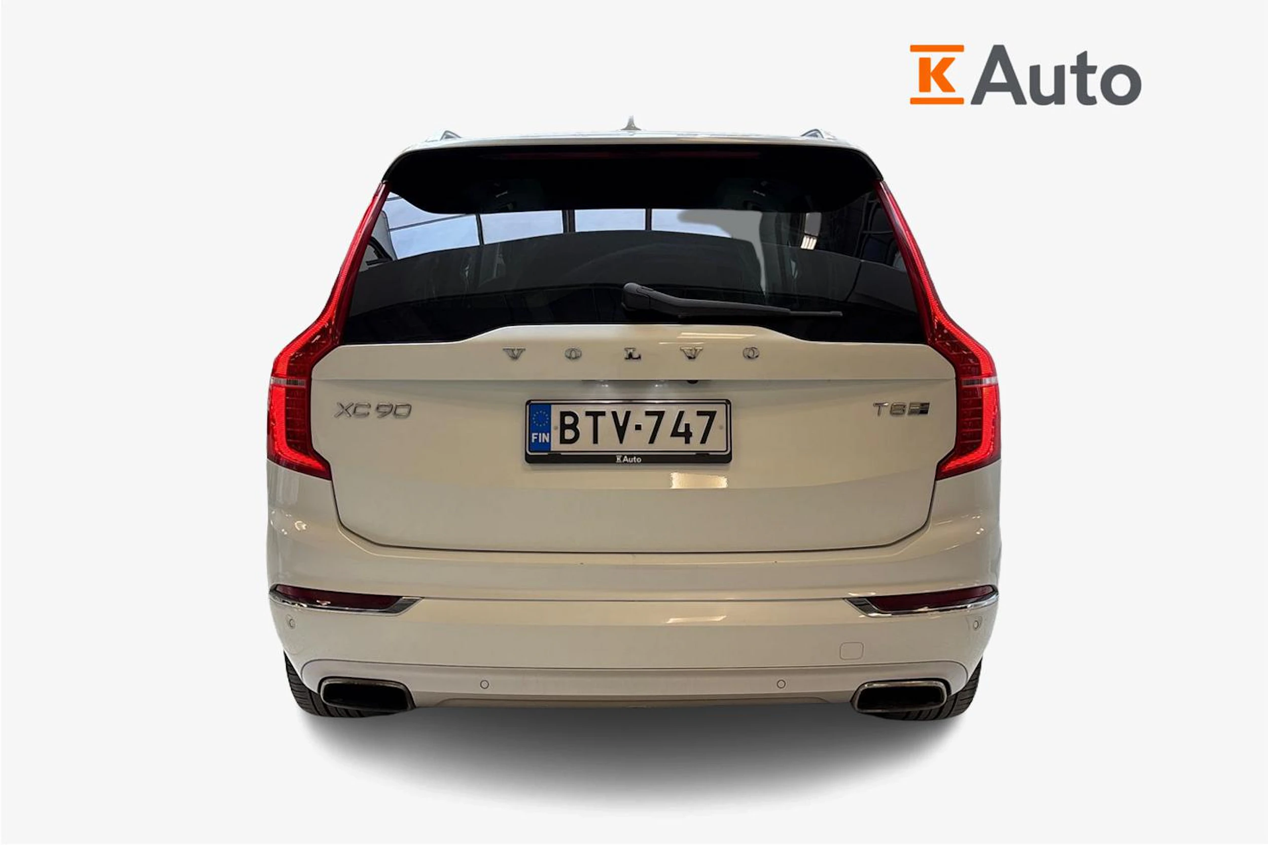 valkoinen Volvo XC90 2016 kuva 4.