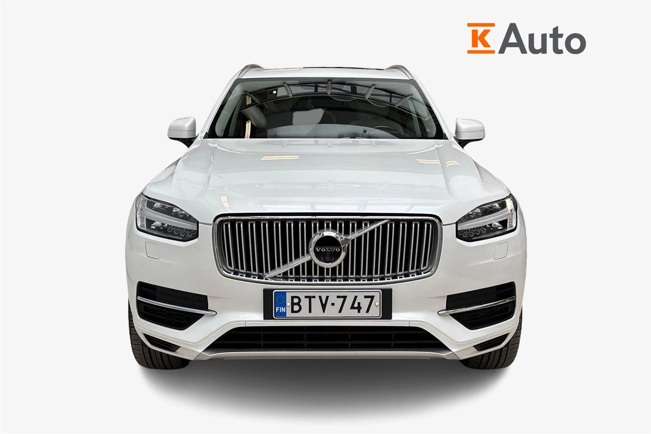 valkoinen Volvo XC90 2016 kuva 5.