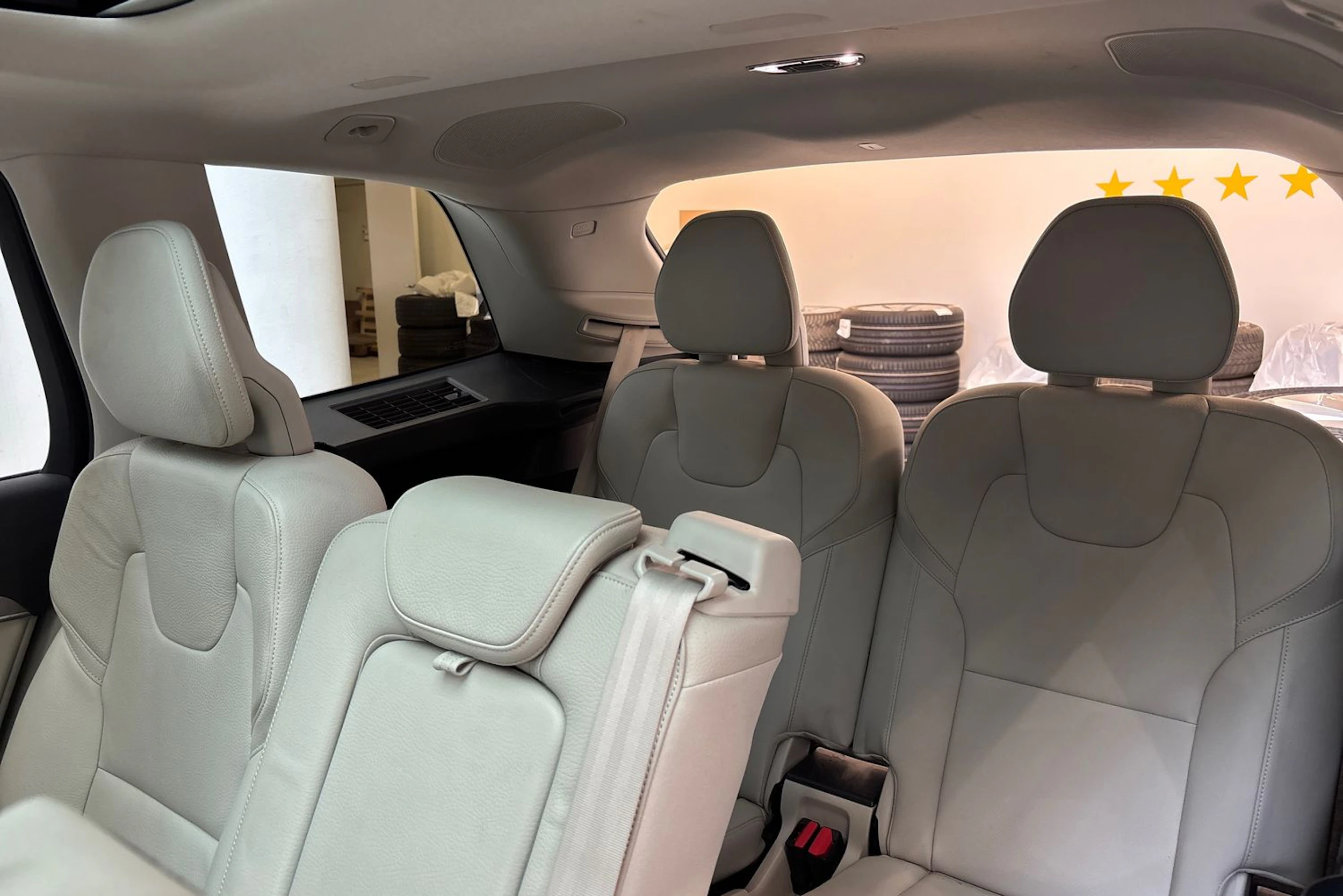 valkoinen Volvo XC90 2016 kuva 20.