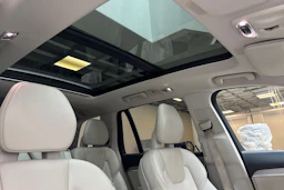 valkoinen Volvo XC90 2016 kuva 36.