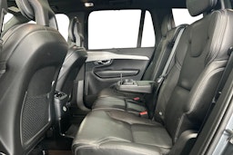 harmaa Volvo XC90 2016 kuva 10.
