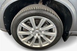 harmaa Volvo XC90 2016 kuva 11.