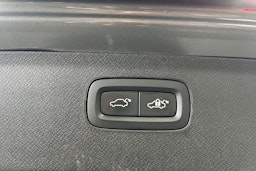 harmaa Volvo XC90 2016 kuva 16.