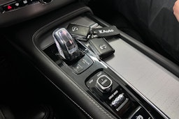 harmaa Volvo XC90 2016 kuva 31.
