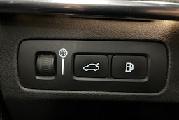valkoinen Volvo XC90 2016 kuva 22.