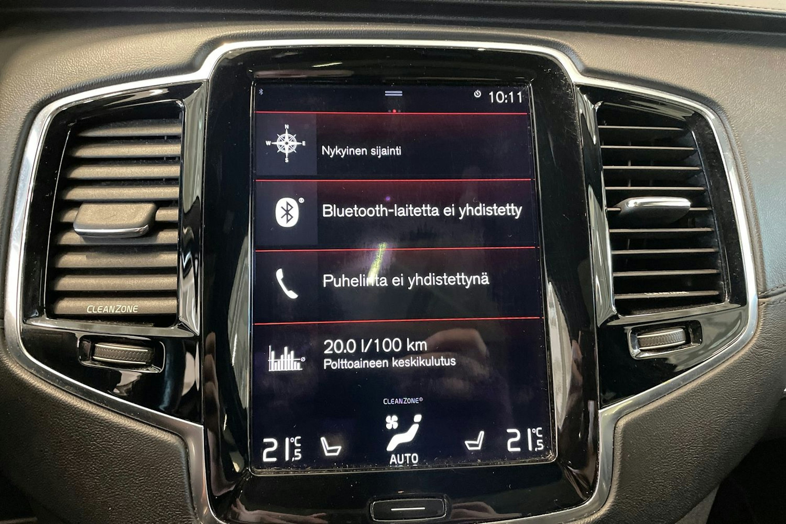 valkoinen Volvo XC90 2016 kuva 24.