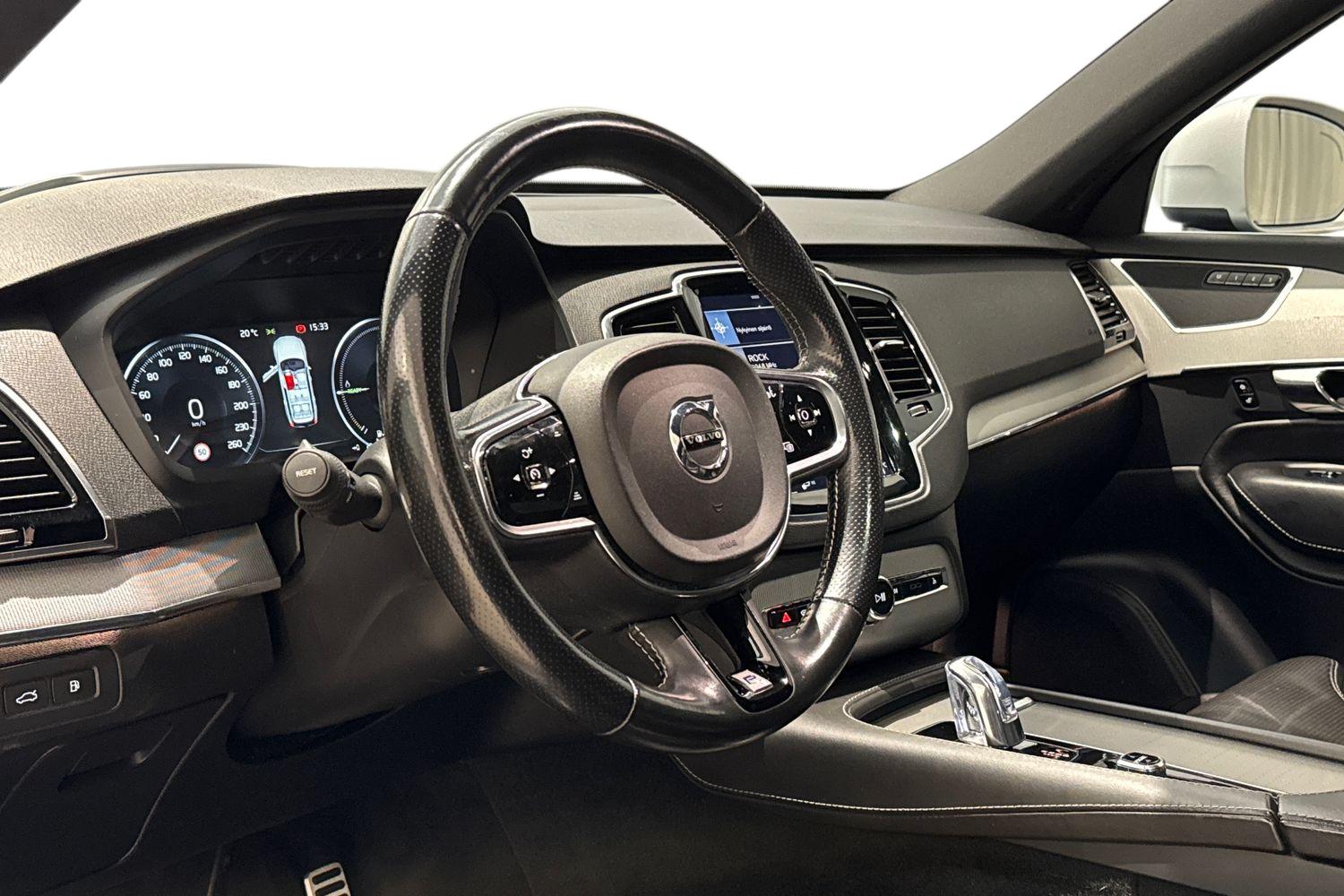 Volvo XC90 2016, photo 6/35