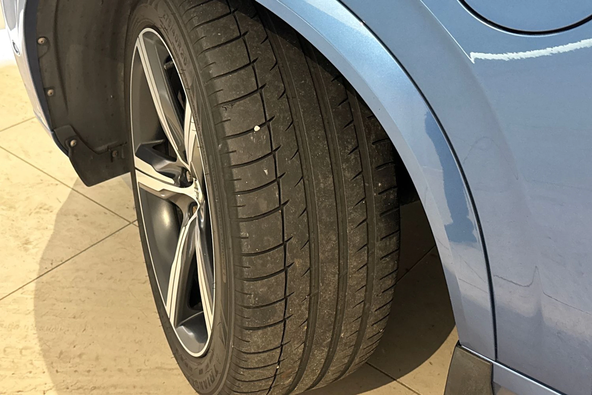 sininen Volvo XC90 2016 kuva 10.