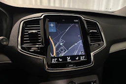 sininen Volvo XC90 2016 kuva 29.