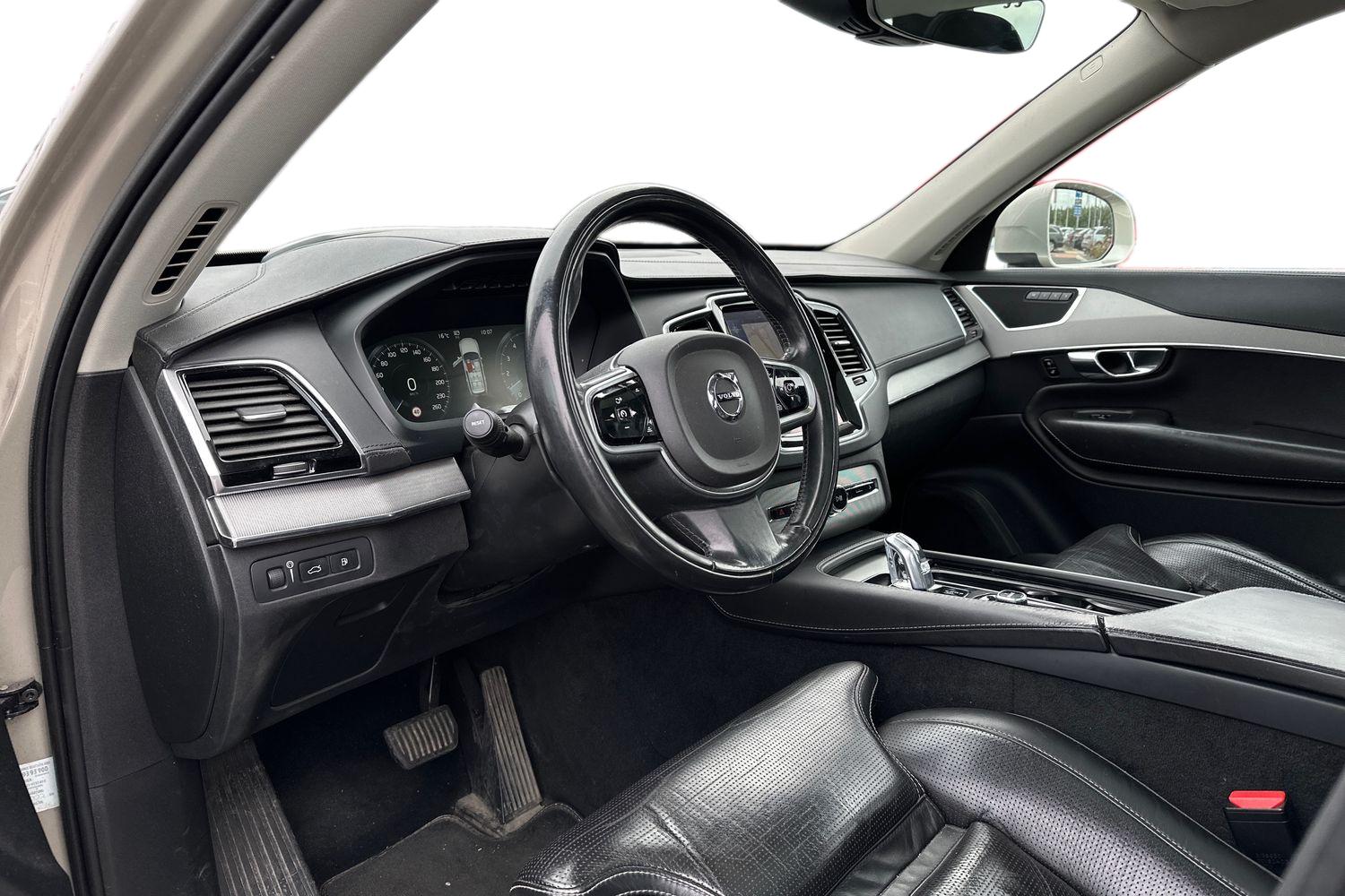 Volvo XC90 2016, photo 3/3