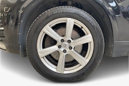 musta Volvo XC90 2016 kuva 11.