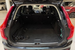 musta Volvo XC90 2016 kuva 14.