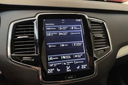 musta Volvo XC90 2016 kuva 24.