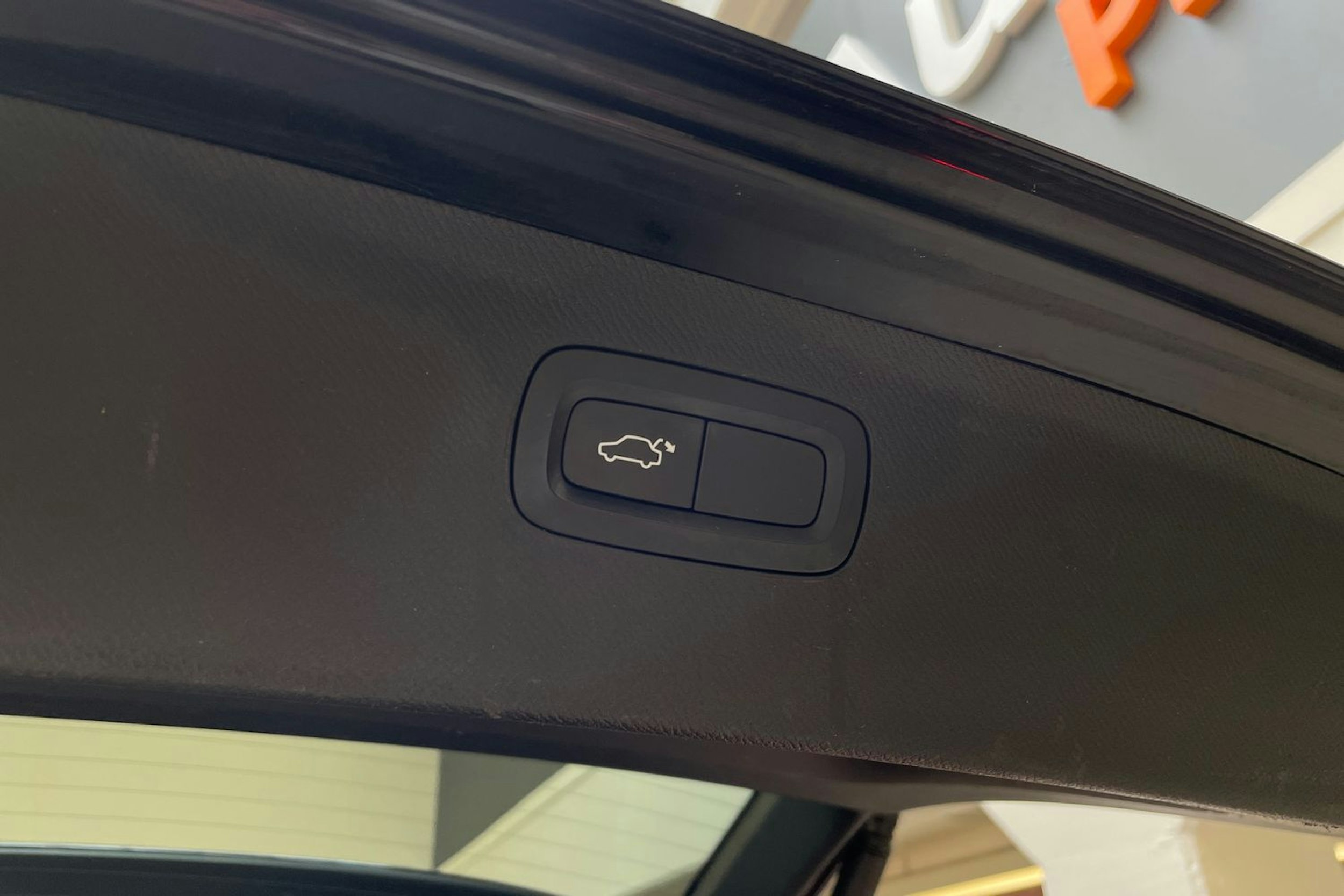 musta Volvo XC90 2016 kuva 33.
