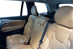 musta Volvo XC90 2016 kuva 10.