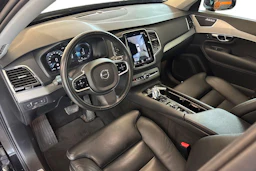 Musta Volvo XC90 2016 kuva 8.