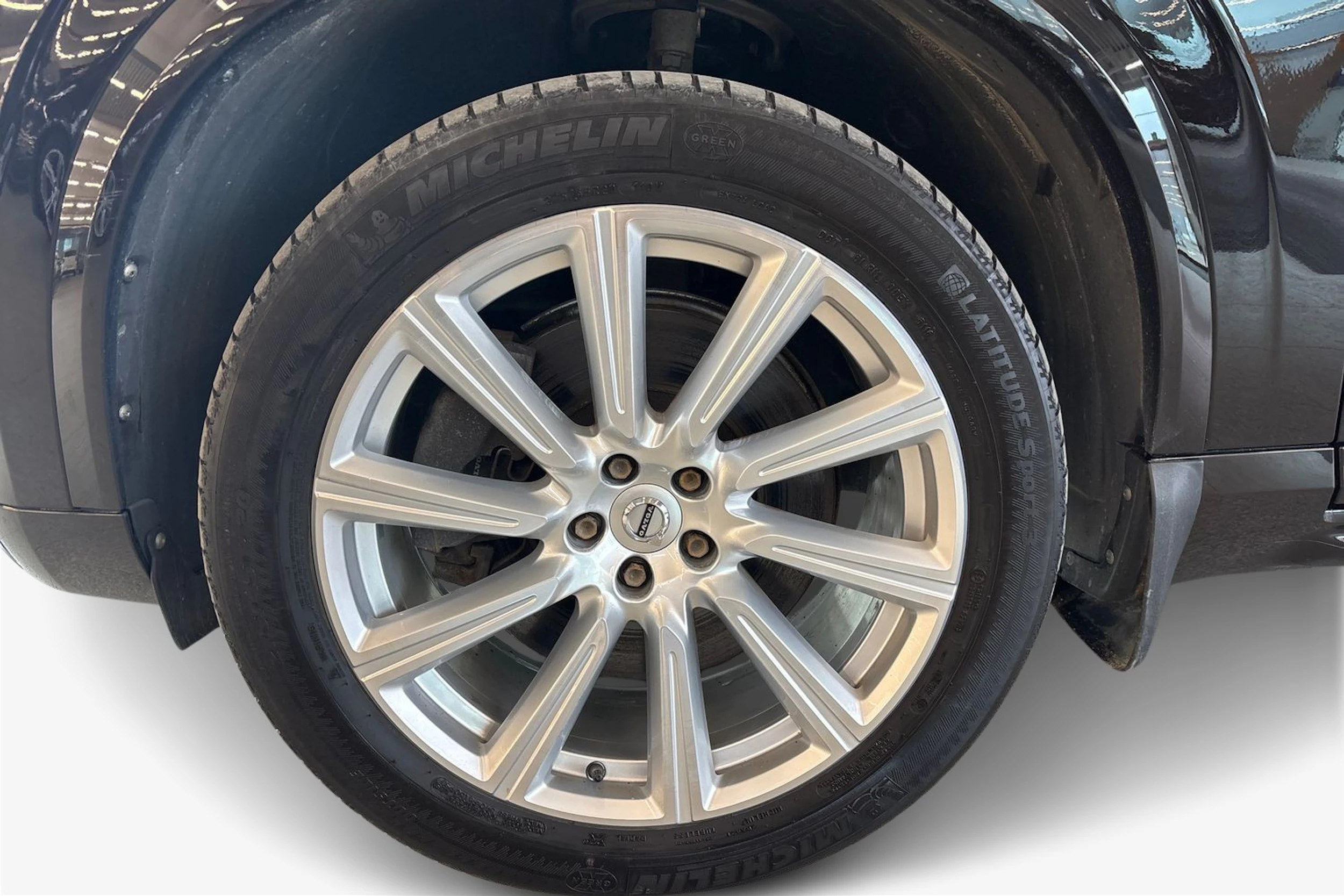Musta Volvo XC90 2016 kuva 12.