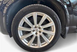 Musta Volvo XC90 2016 kuva 12.