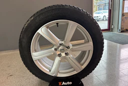 Musta Volvo XC90 2016 kuva 13.
