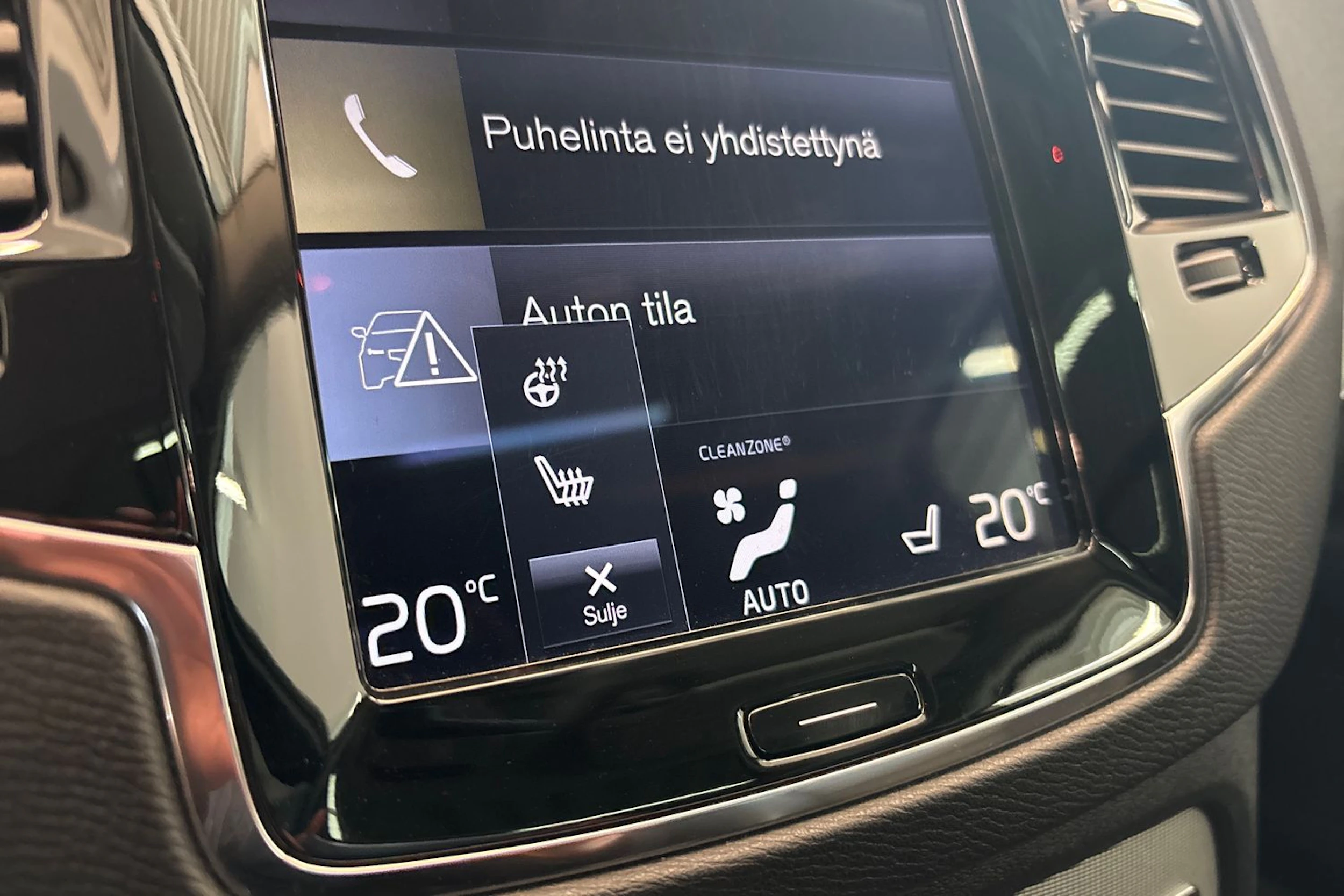 Musta Volvo XC90 2016 kuva 25.
