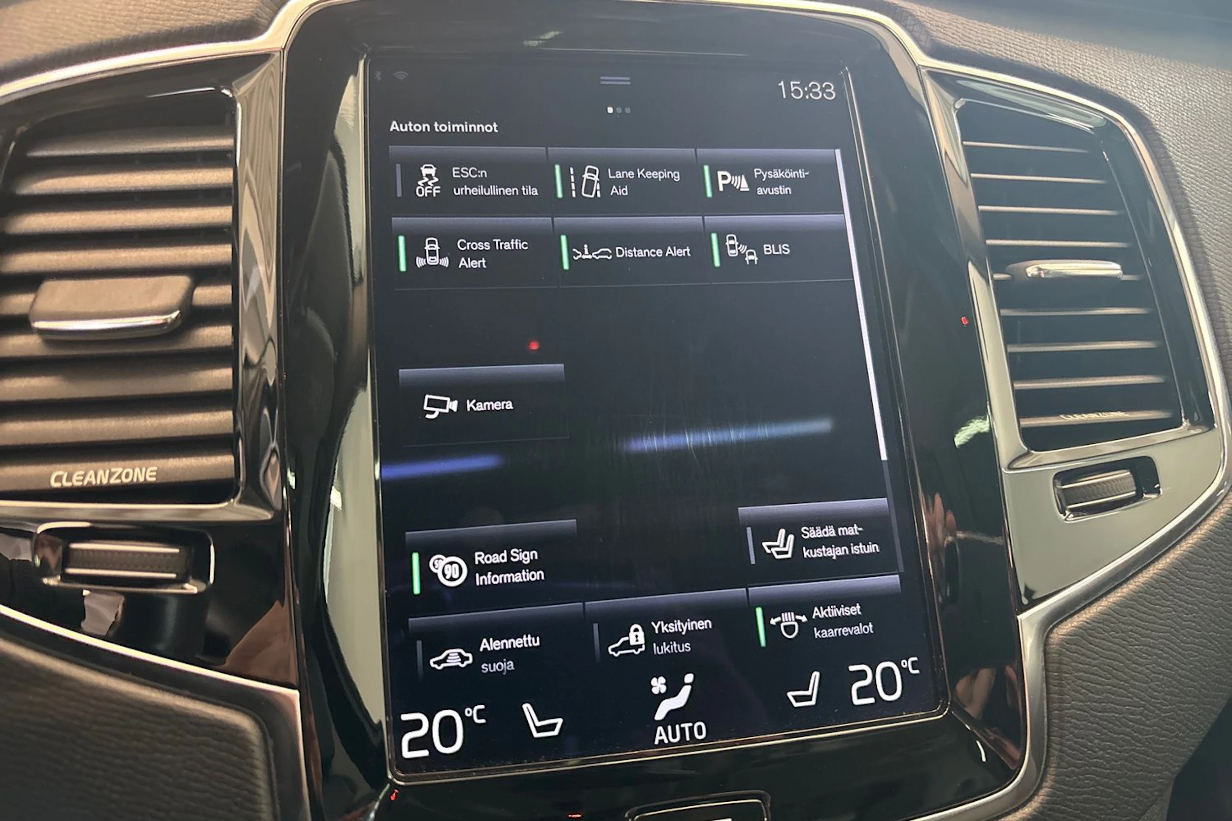 Musta Volvo XC90 2016 kuva 26.