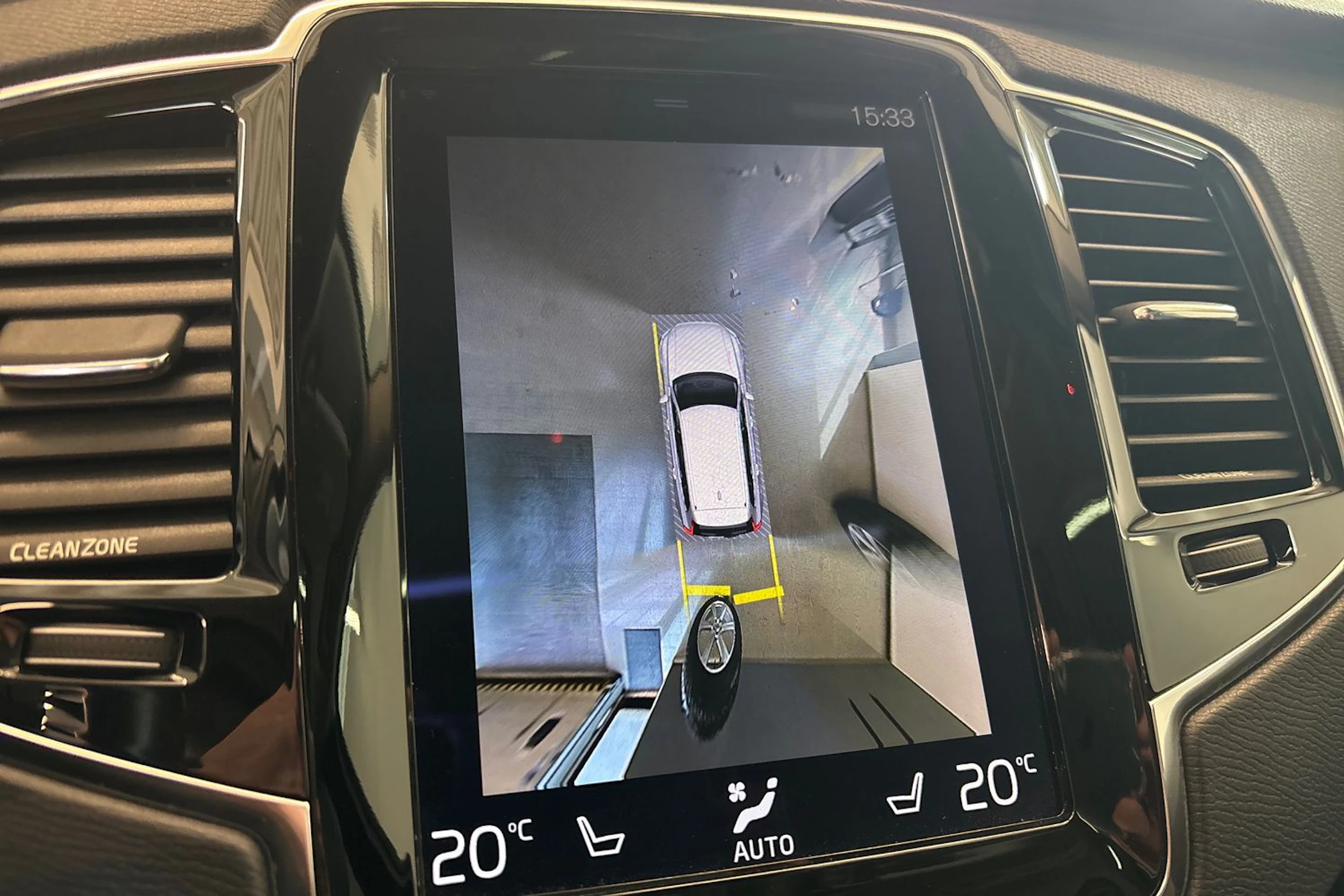 Musta Volvo XC90 2016 kuva 28.