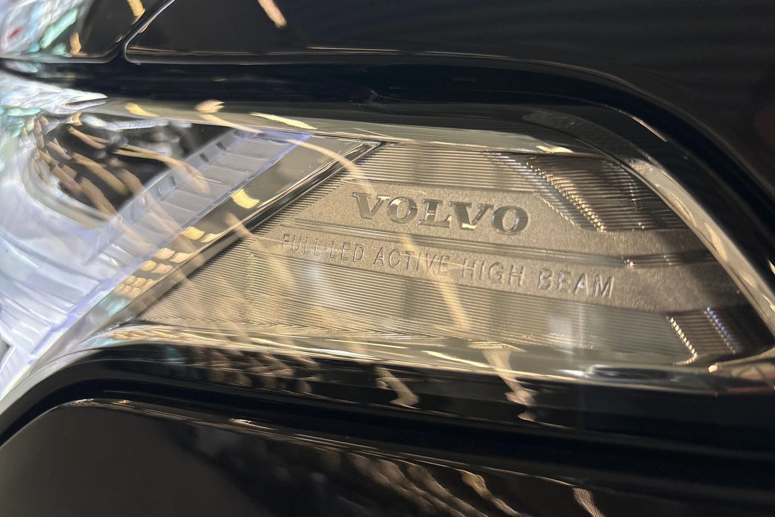 Musta Volvo XC90 2016 kuva 33.