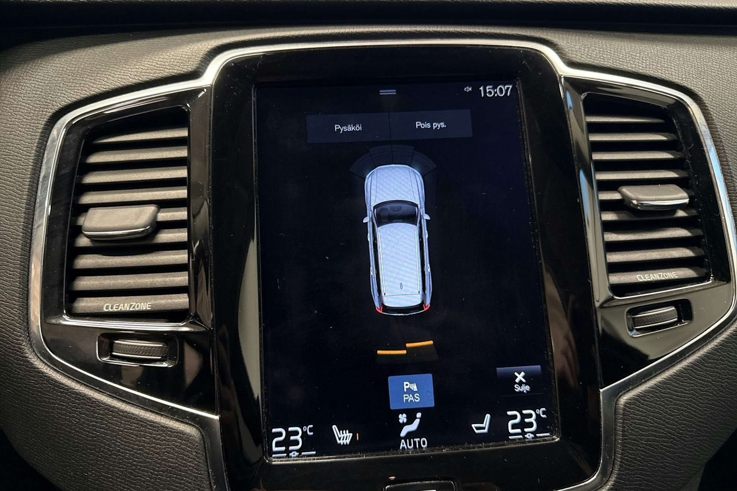 Hopea Volvo XC90 2016 kuva 14.