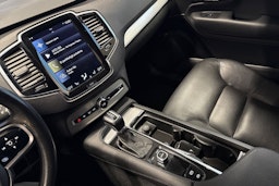 Hopea Volvo XC90 2016 kuva 19.