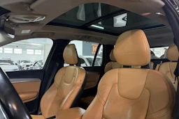 musta Volvo XC90 2016 kuva 4.