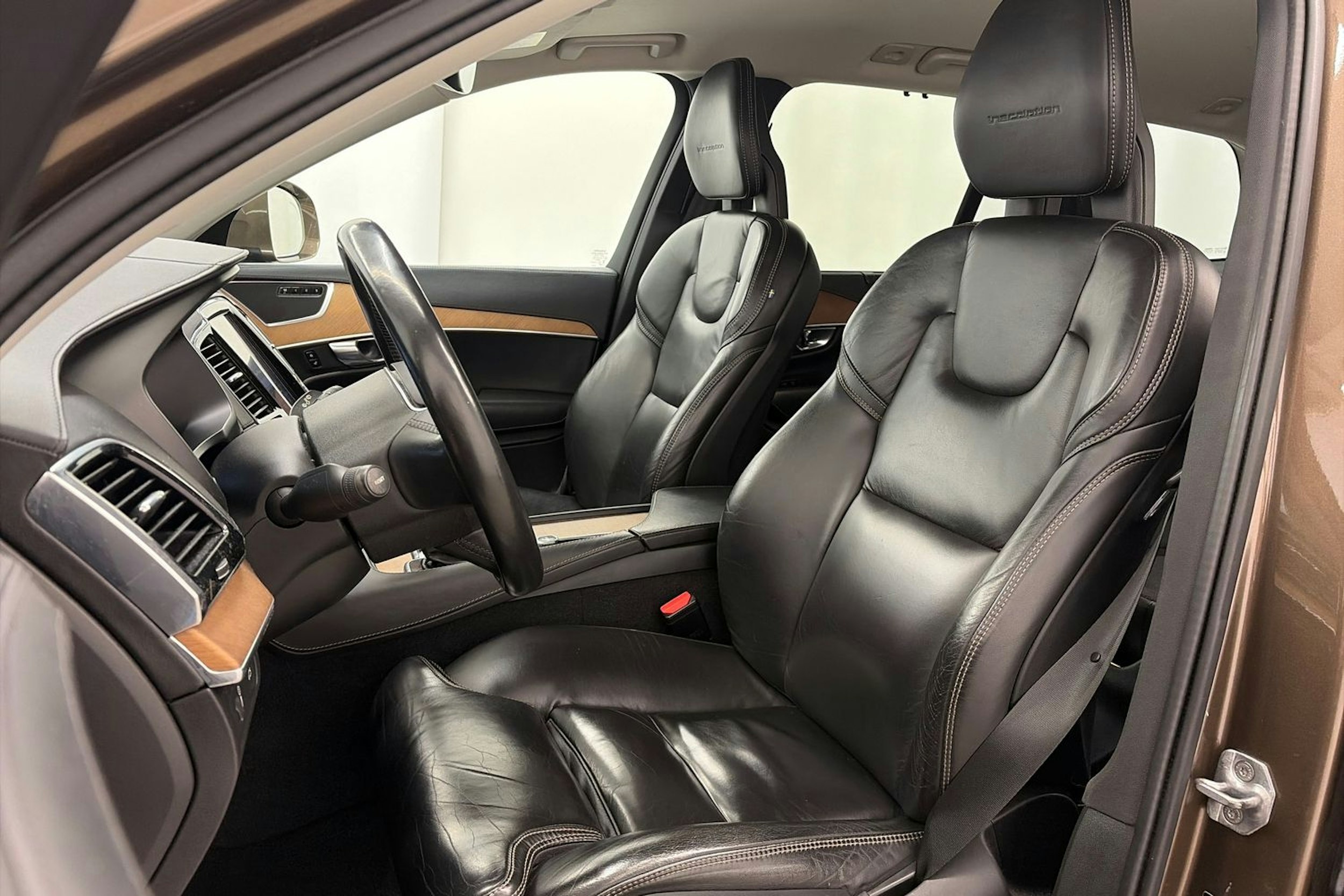 ruskea (beige) Volvo XC90 2016 kuva 15.