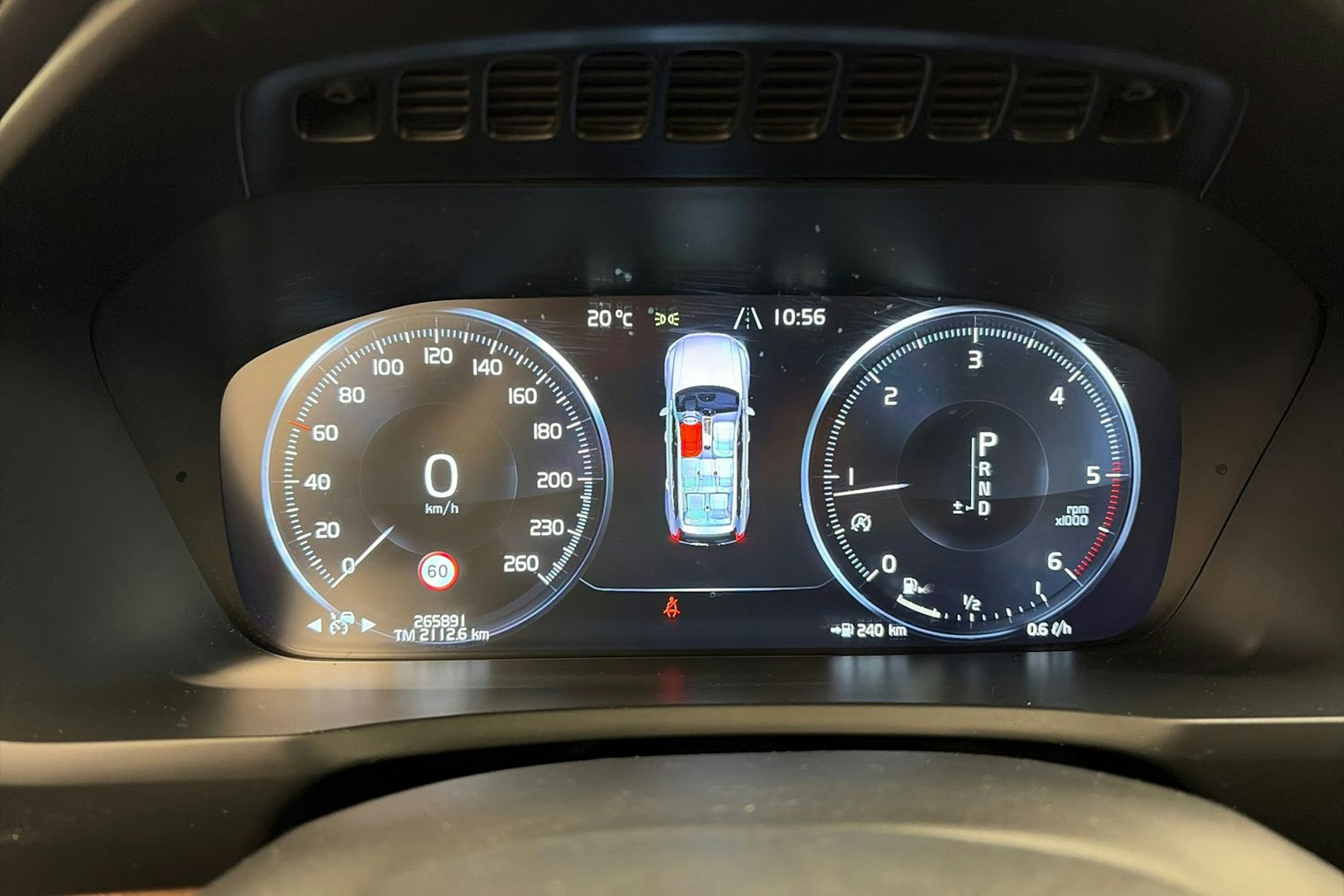 ruskea (beige) Volvo XC90 2016 kuva 18.