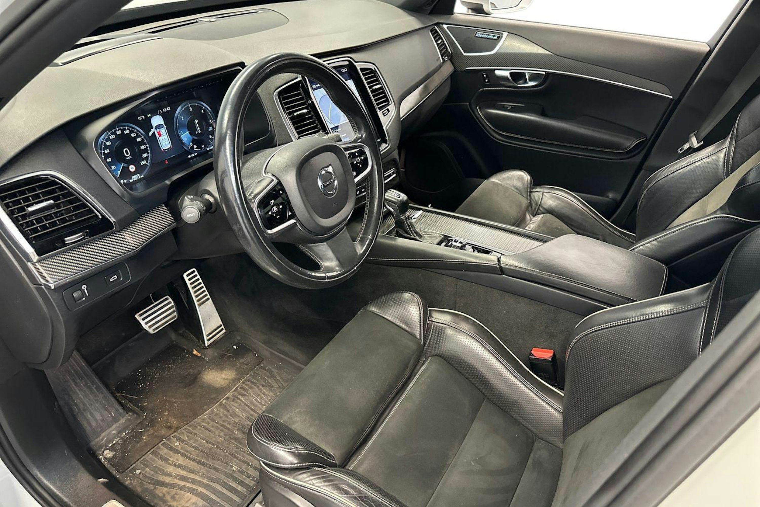 valkoinen Volvo XC90 2016 kuva 3.
