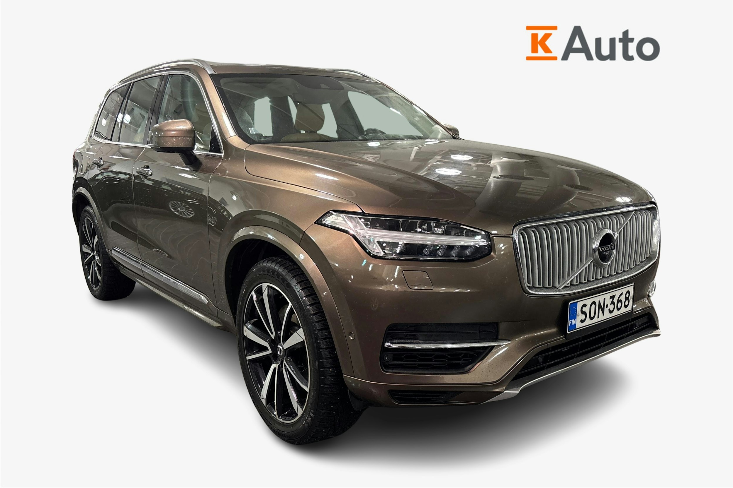 ruskea (beige) Volvo XC90 2016 kuva 1.