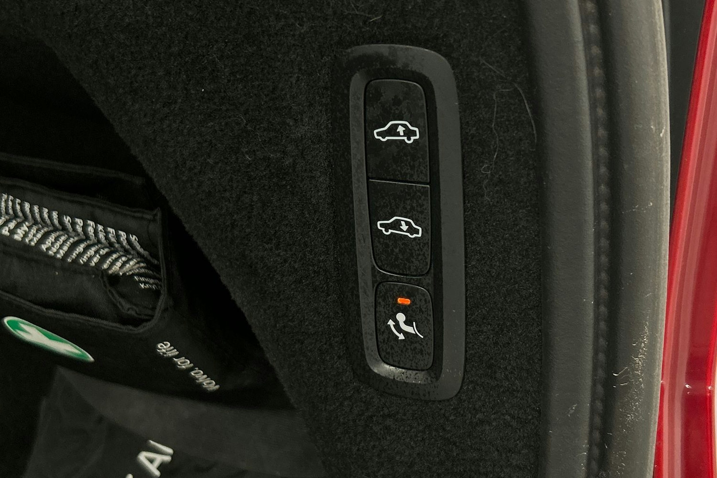 sininen Volvo XC90 2017 kuva 16.