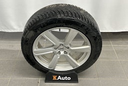 sininen Volvo XC90 2017 kuva 34.