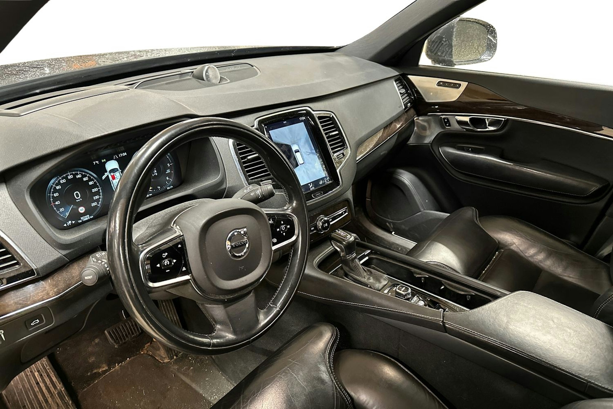 harmaa Volvo XC90 2016 kuva 3.