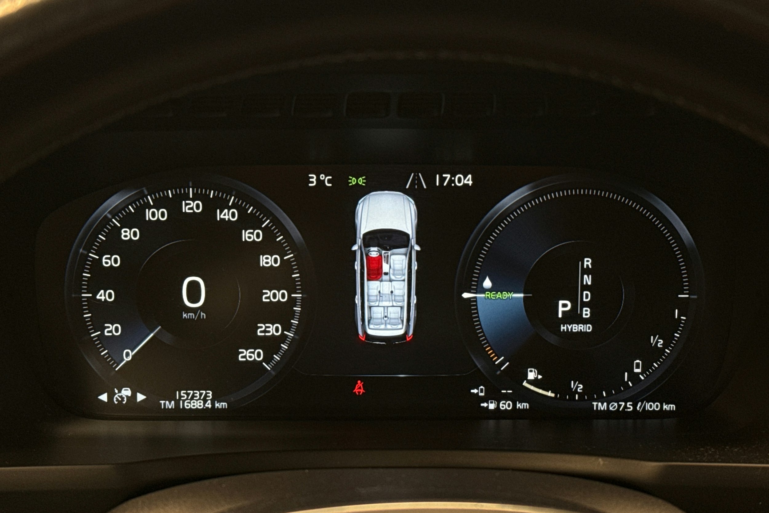 musta Volvo XC90 2017 kuva 15.