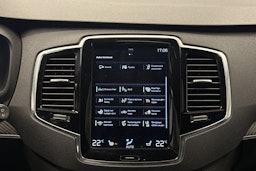 musta Volvo XC90 2017 kuva 21.