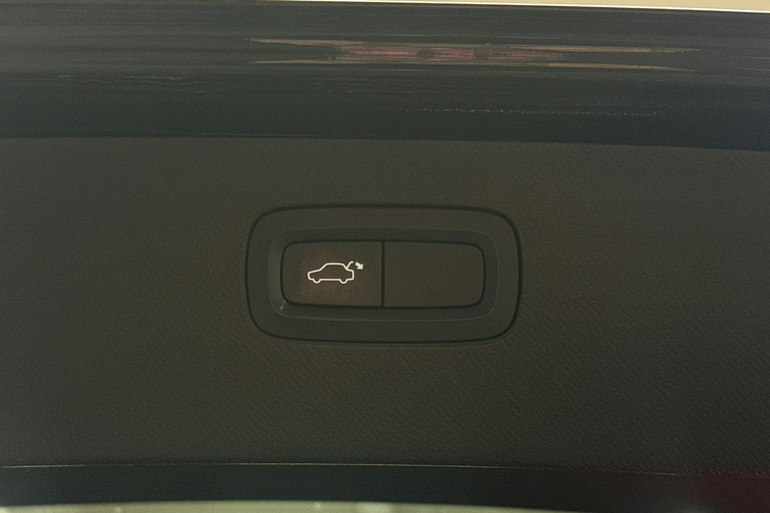 musta Volvo XC90 2017 kuva 34.