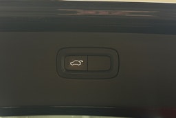 musta Volvo XC90 2017 kuva 34.