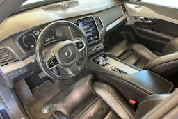 Sininen Volvo XC90 2017 kuva 6.