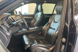 Sininen Volvo XC90 2017 kuva 13.