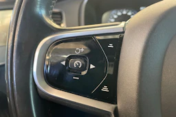 Sininen Volvo XC90 2017 kuva 16.