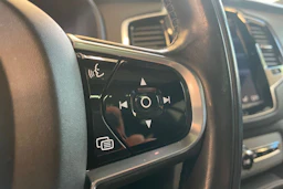 Sininen Volvo XC90 2017 kuva 17.