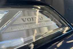 Sininen Volvo XC90 2017 kuva 31.