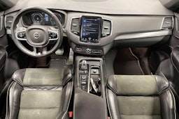 sininen Volvo XC90 2017 kuva 9.